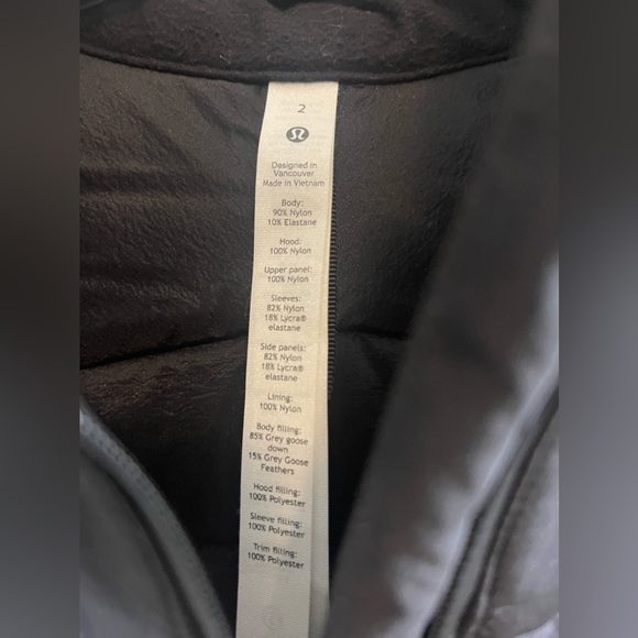 Lululemon Down For It All Jacket Black Wmn Size 2 - Picture 11 of 14